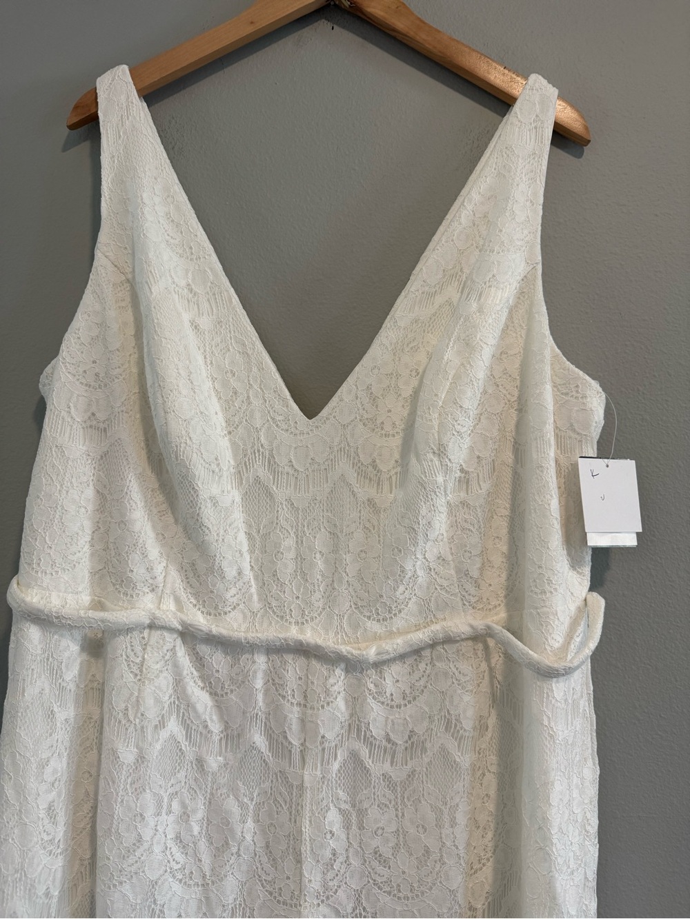 DB Studio Elegant Lace Wide-Leg Bridal Jumpsuit 22W NEW $279 - Picture 3 of 7